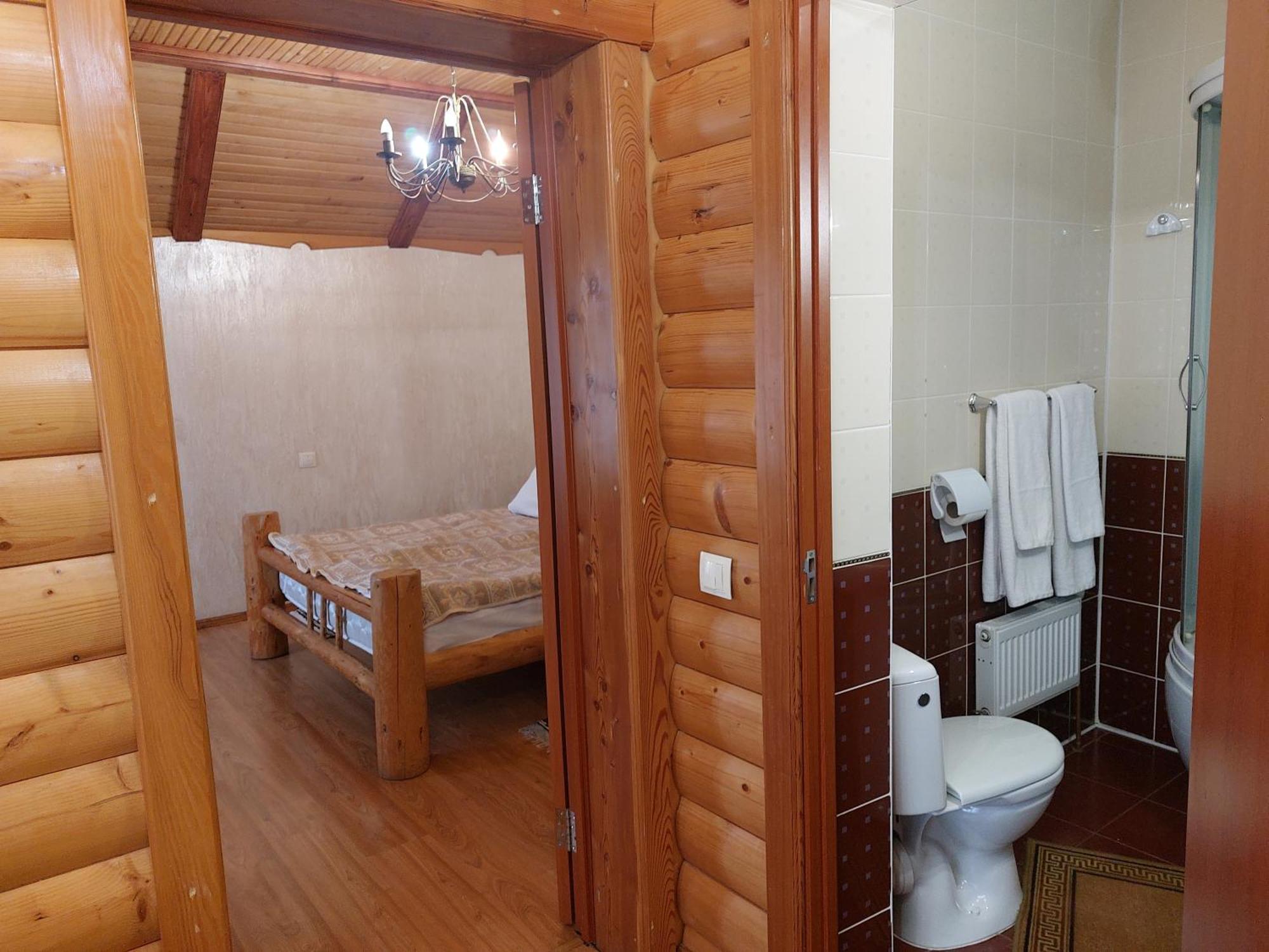 Hotel Pyate Koleso Lazeshchyna Esterno foto